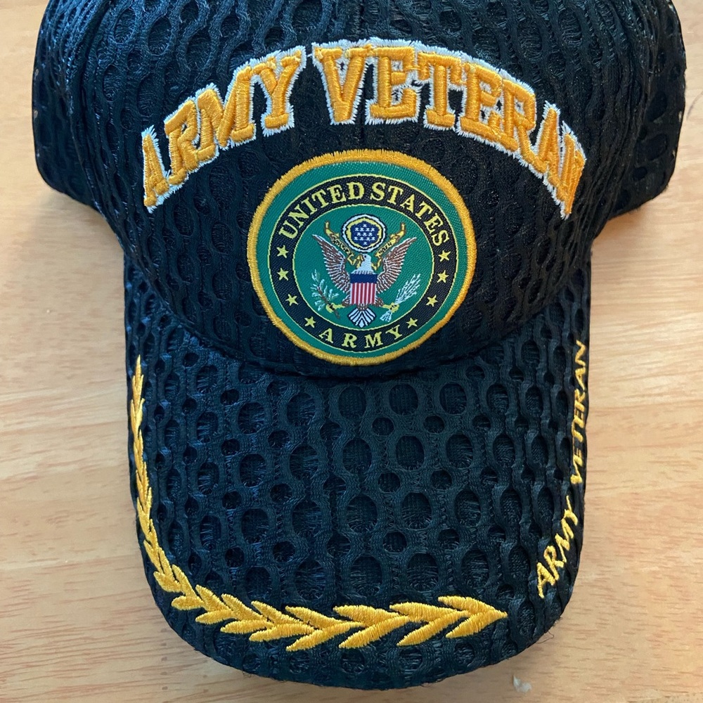 NWT Army Veteran Embroidered Cap